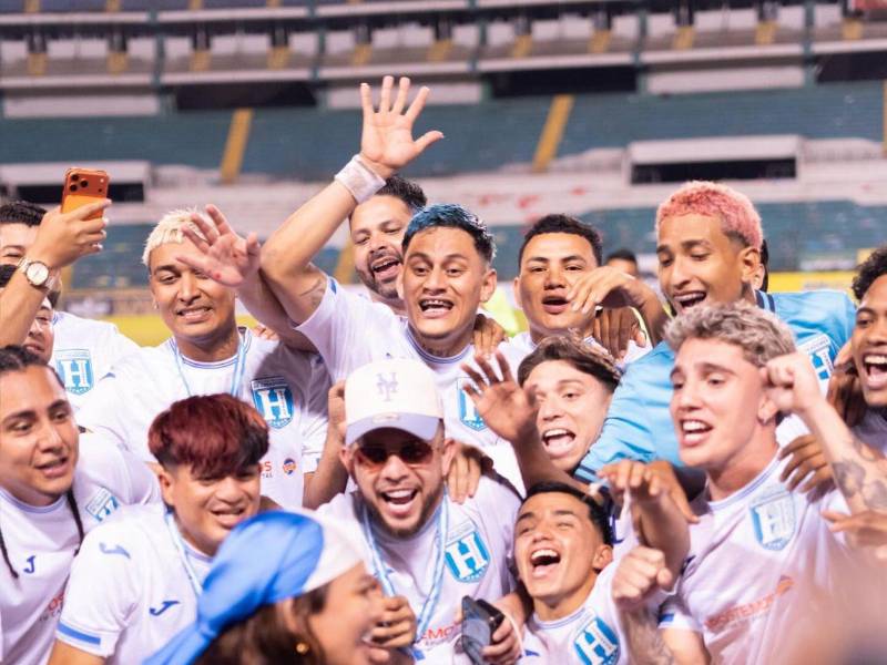 El goleador de la selección hondureña de tiktokers recibió de forma sorpresiva una invitación para integrarse a un histórico club catracho de la Liga Nacional.