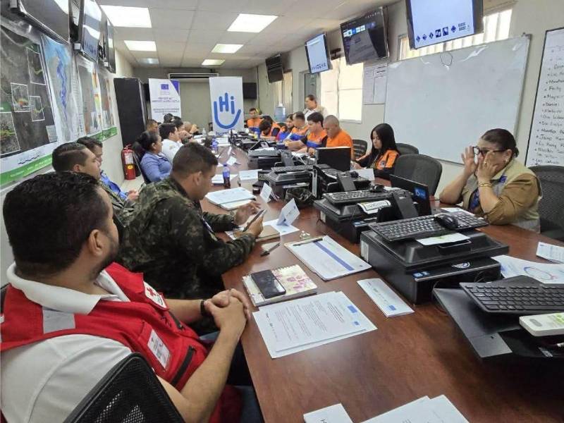 Las personas con discapacidad son identificadas como la población más vulnerable, por lo que el taller capacitó al personal para detectar específicamente sus barreras y necesidades.
