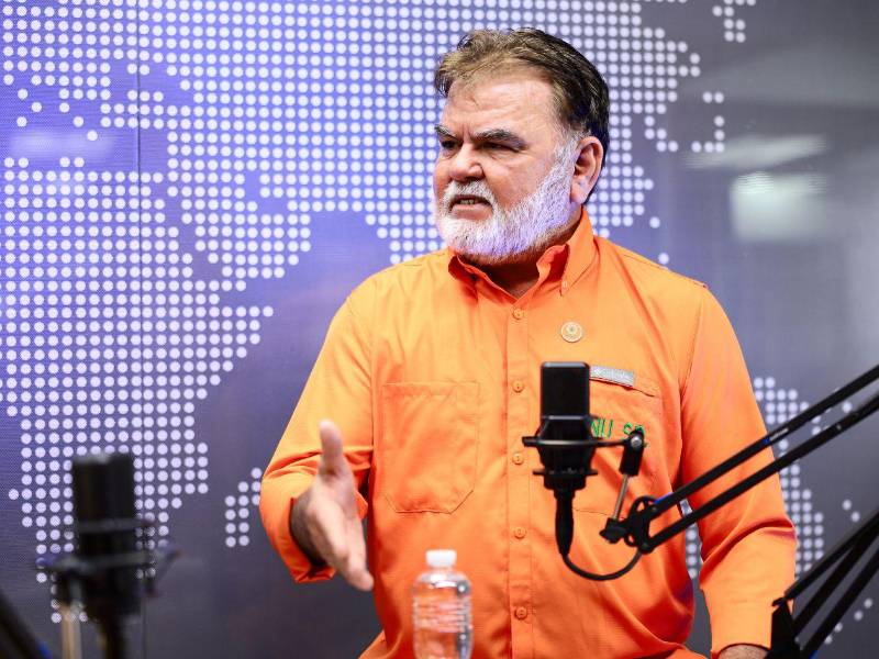 Rolando Contreras: Me decían que no entregara la alcaldía a mi hermano Roberto y hasta me ofrecieron dinero