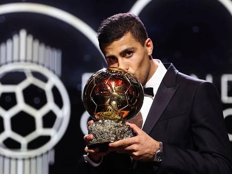 Rodri fue quien ganó el Balón de Oro que muchos pensaron que sería para Vinicius por la gran temporada que tuvo por encima del español.