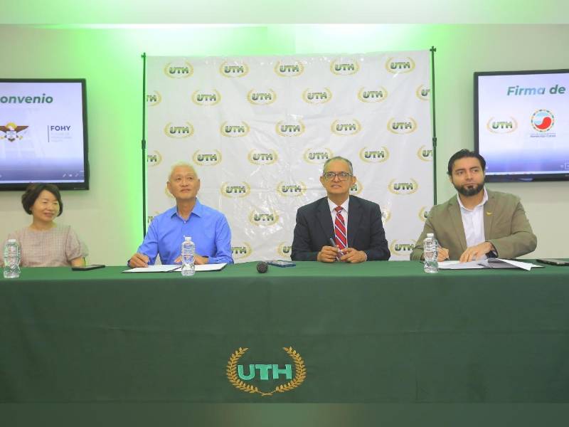 Firma de convenio que fortalece la educación y amplía oportunidades para jóvenes hondureños.