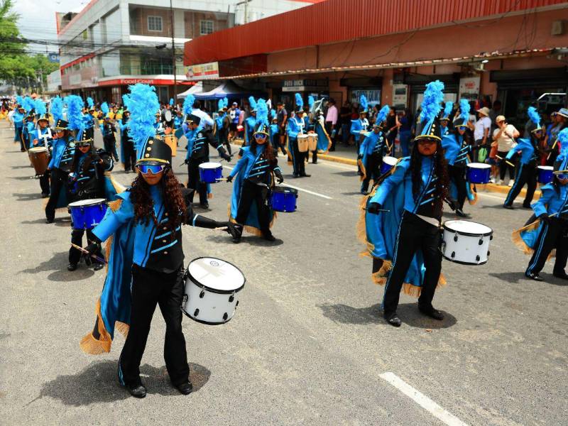 La DNVT anunció cierres viales en San Pedro Sula este martes 15 de septiembre por el Desfile de Fiestas Patrias.