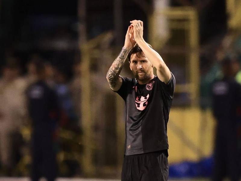 Leo Messi fue sensación en el estadio Olímpico y agradeció al pueblo hondureño.