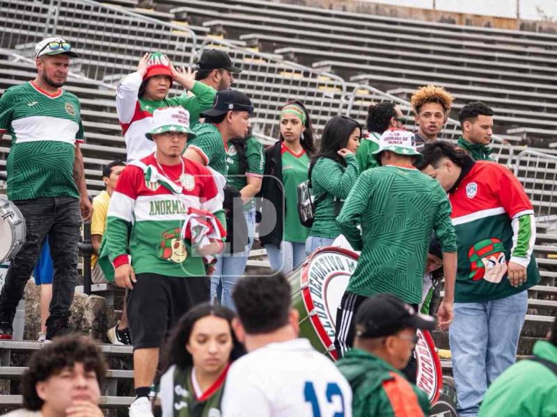 Los aficionados de Marathón presentes en tierras estadounidenses.