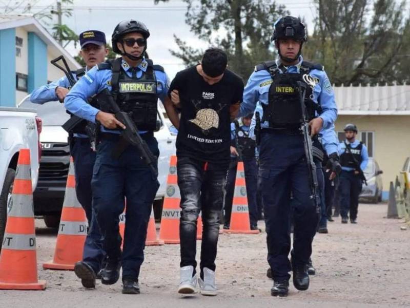 El Gordo es acusado de ser integrante de la banda delictiva Los Aguacates.