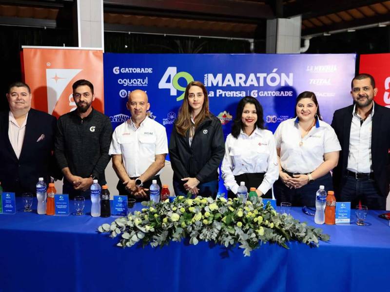 Parte de los principales patrocinadores de la Media Maratón LA PRENSA.
