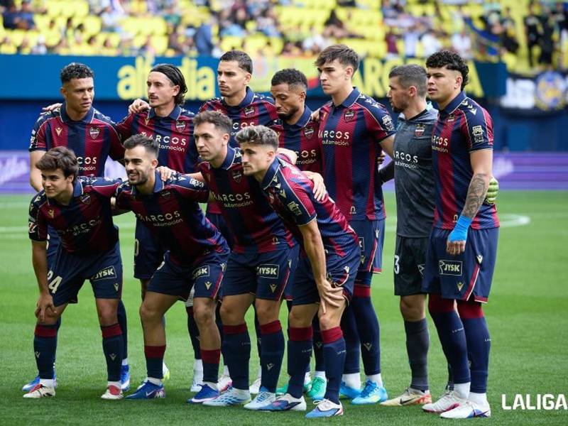 Kervin Arriaga volvió a ser titular con el Levante.