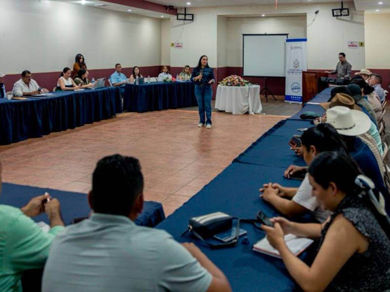 Autoridades, representantes de gobiernos locales, productores y miembros de la sociedad civil participaron en la jornada para abordar la implementación de la Ración Fresca en el occidente del país.