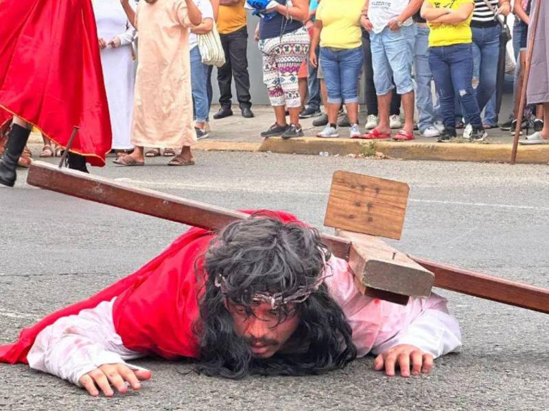Las 14 estaciones del Viacrucis: este es el significado de cada una y qué se medita en ellas