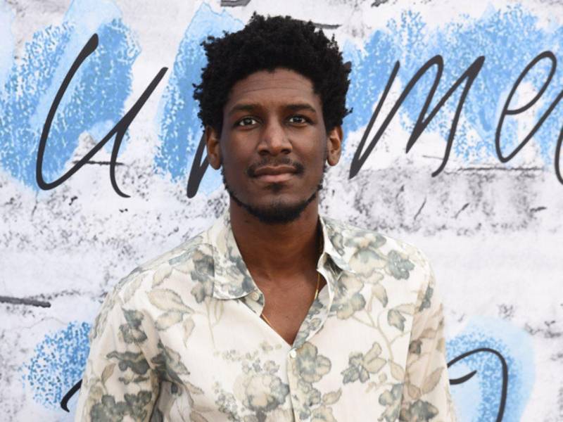 El compositor y productor musical Labrinth generó una ola de reacciones entre seguidores de la serie Euphoria tras publicar un mensaje en redes sociales en el que expresó su frustración con la industria del entretenimiento y lanzó críticas directas al popular drama televisivo.
