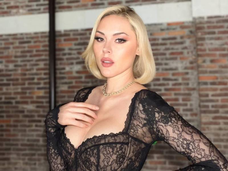 La presentadora deportiva Miroslava Montemayor dejó atónito a sus seguidores al revelar su adiós temporal de las transmisiones deportivas en México.