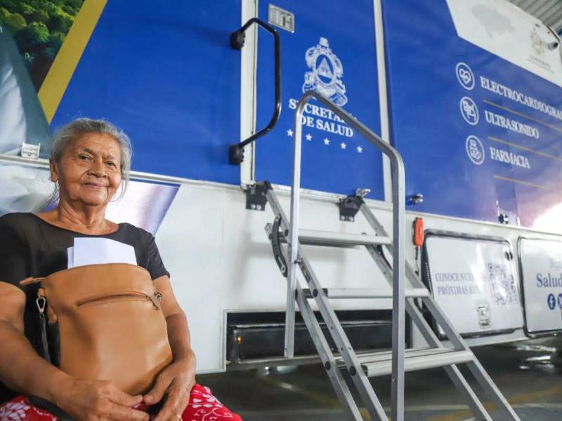 El Gobierno asegura que parte de la inversión pública será dirigida al fortalecimiento del sistema sanitario, con énfasis en hospitales, atención a pacientes y reducción de la mora quirúrgica.