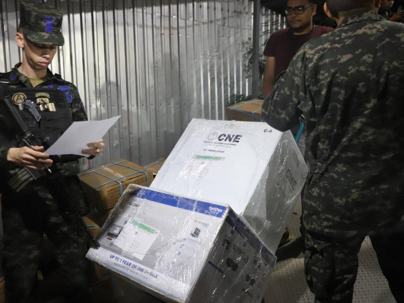 El CNE realiza el simulacro para comprobar la logística, la conectividad y la transmisión de datos.