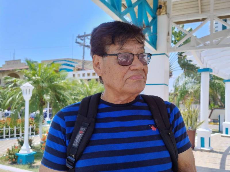 En la actualidad, sólo tres de los seis integrantes de Los Robbins vive, entre ellos Julio Gochez.