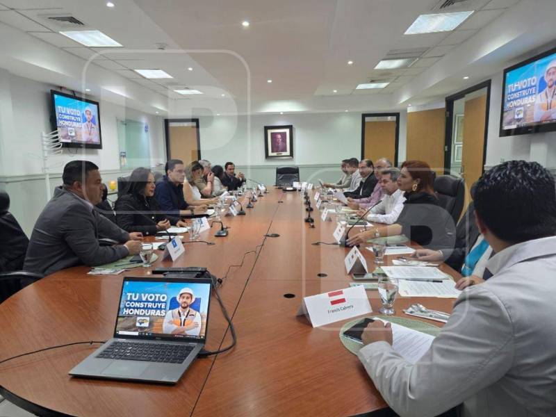 Los representantes de ambas comisiones se reunieron en las instalaciones del Cohep.