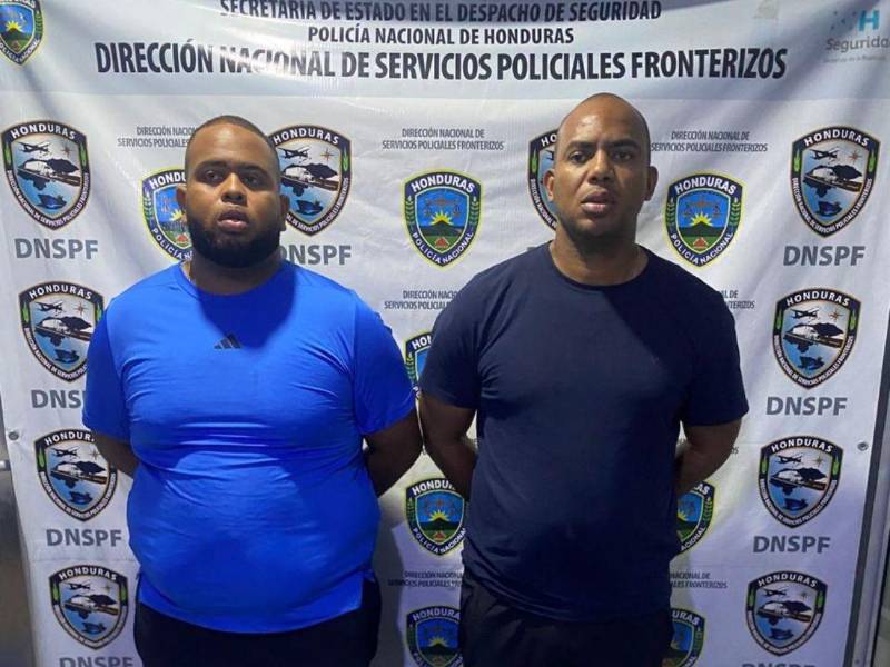 Daniel Fernando Quiñónez Martínez y Sucre Quiñónez Martínez, los dos sospechosos detenidos.