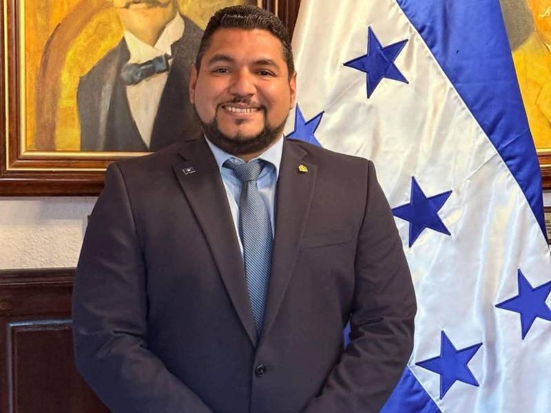 En realidad, los combustibles eran 1.18 a 1.29 veces más caros, es decir, menos del triple, pese a lo que dice Jack Uriarte.