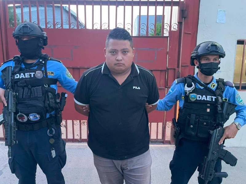 De acuerdo con la Daet, el sospechoso integraría una estructura criminal independiente.
