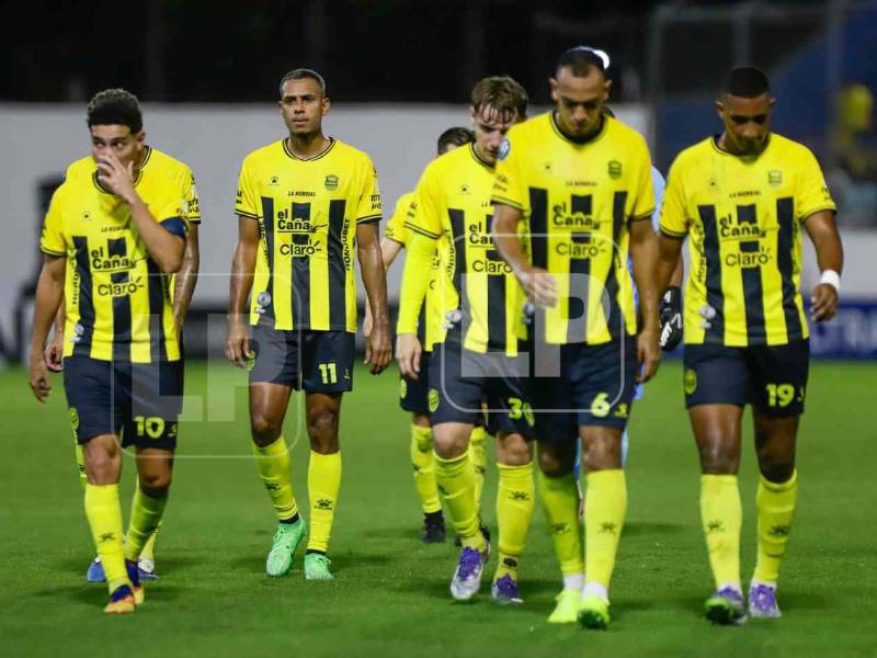 Real España vivió una noche de terror en San Pedro Sula: cayeron por 1-6 ante LAFC y esto dicen en redes tras la histórica goleada.