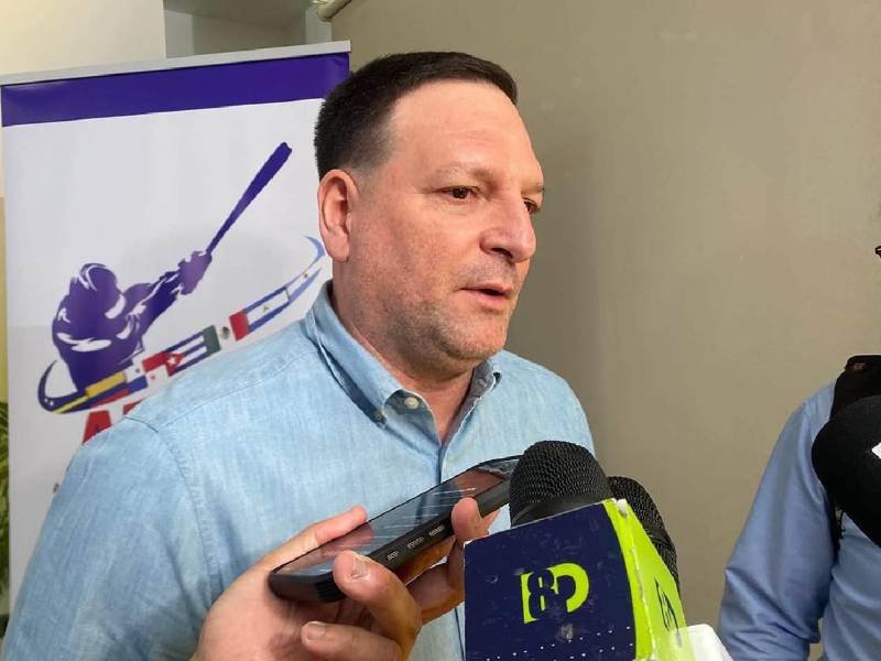 Nemesio Porras, presidente de la Federación Nicaragüense de Béisbol.