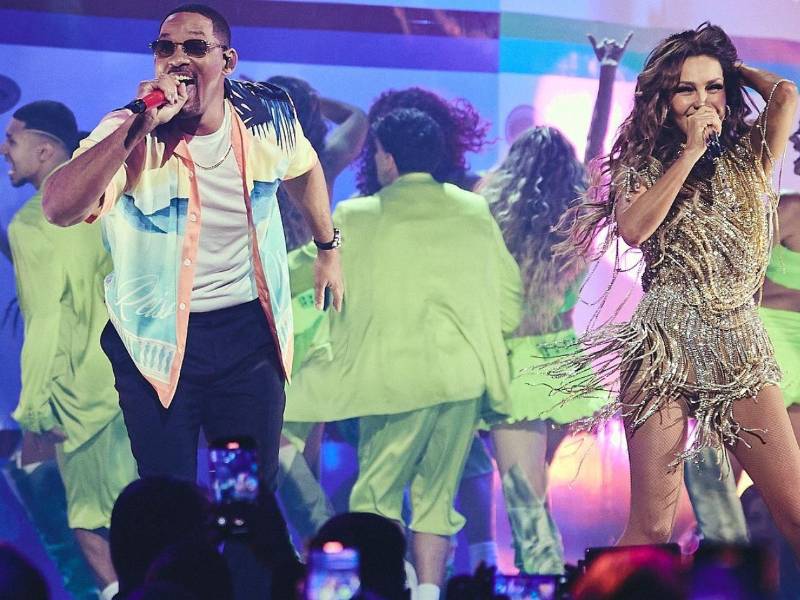 Will Smith y Thalía interpretaron el clásico “Miami”.