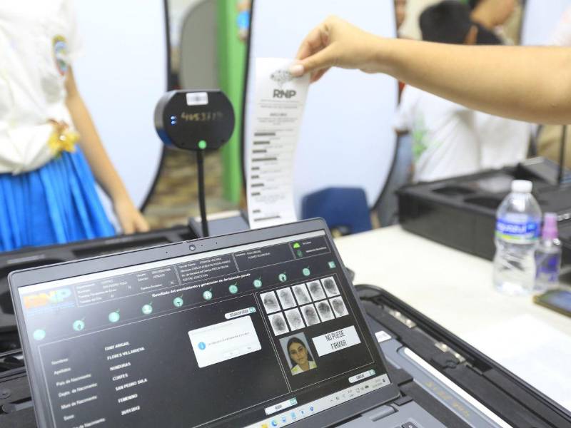 Durante las jornadas, padres de familia y autoridades educativas han mostrado una buena aceptación del proceso de preenrolamiento y posterior enrolamiento de los menores.