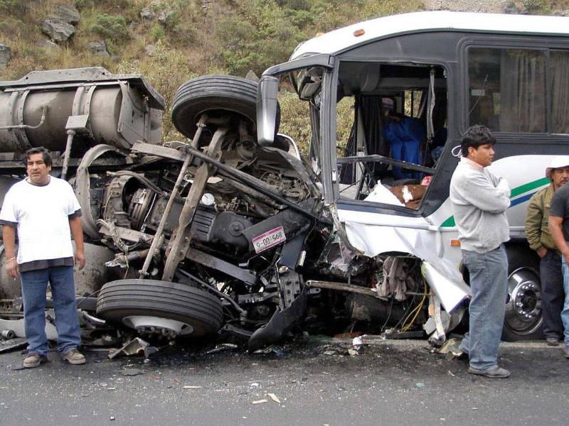 La Fiscalía General del Estado de Nayarit confirmó la muerte de 11 personas y 31 heridos en el municipio de Amatlán de Cañas.