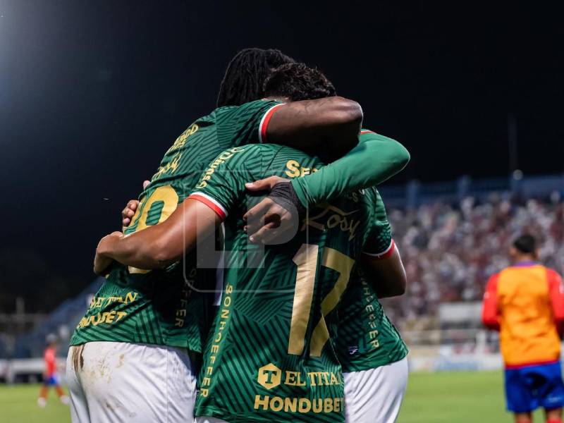 Marathón y Olimpia se enfrentan esta noche en el Estadio Morazán por la jornada 5 de las triangulares.