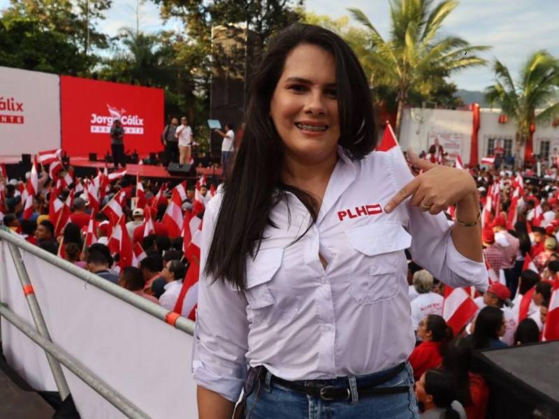 Julia Talbott exigió acciones contra colectivos de Libre, a los que acusó de camuflarse como estudiantes de la UNAH en recientes protestas.