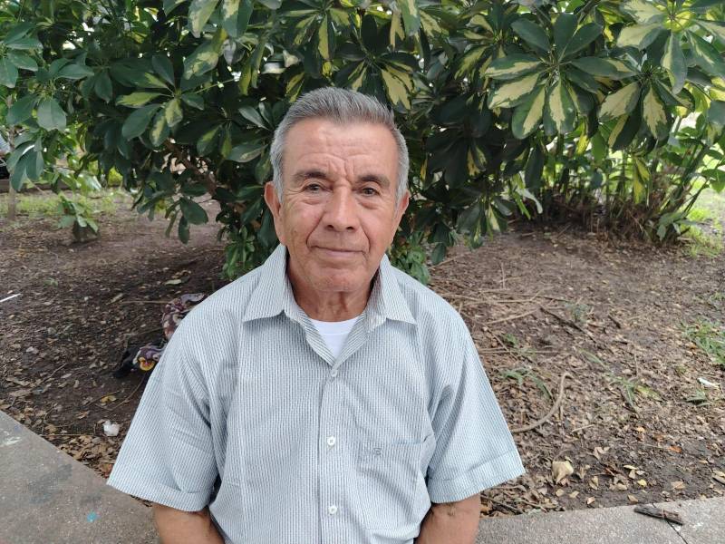 Chepito Reyes (de 73 años) es un pobladores de San Nicolás, Santa Bárbara.
