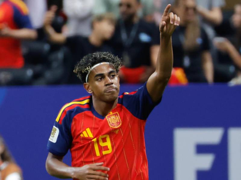 Lamine Yamal celebrando su gol marcado en el España vs Arabia Saudita por el Mundial 2026.