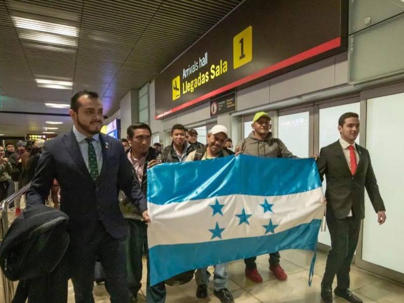 Hasta enero de 2025, según el Instituto Nacional de Estadística (INE) de España, en ese país vivían 177,929 personas con nacionalidad hondureña.