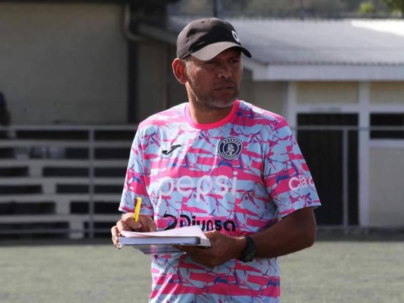Milton 'Jocón' Reyes es el entrenador del equipo de las reservas del Motagua.