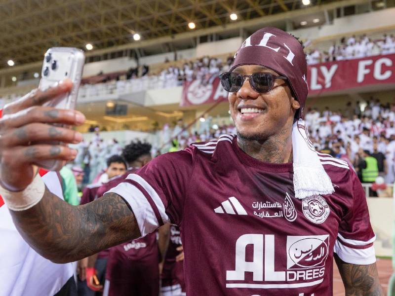 Romell Quioto seguirá militando en el fútbol de Arabia Saudita.