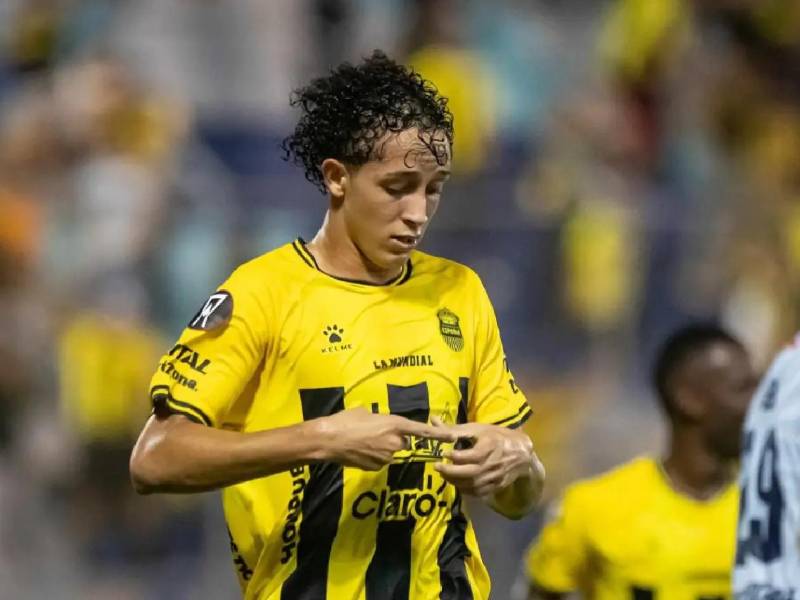 Nixon Cruz fue expulsado el pasado domingo en el derbi ante el Marathón en el Yankel.