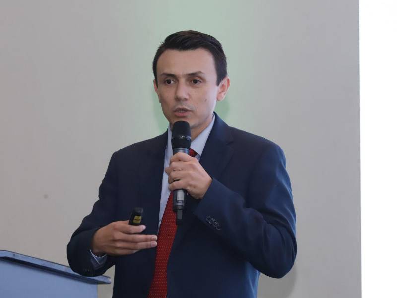 Pablo Navarro, CEO de LAFISE Securities.