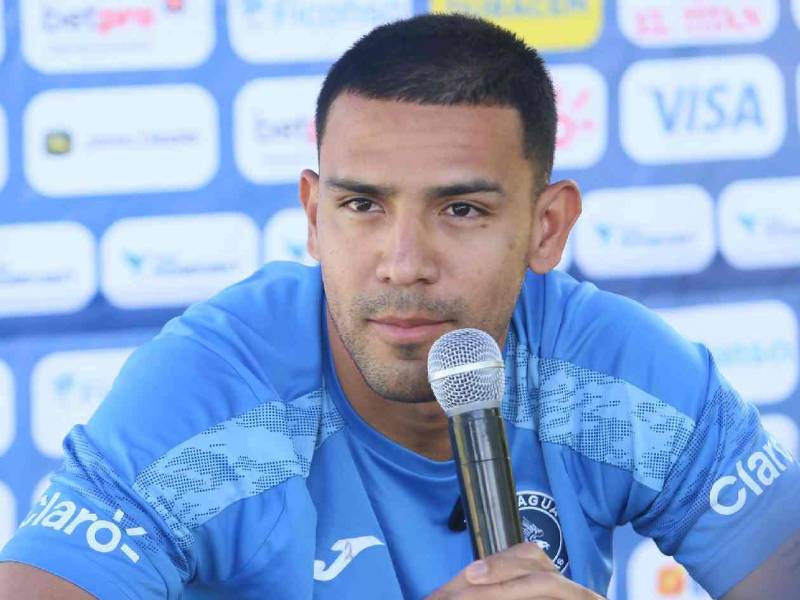 Alejandro Reyes en conferencia de prensa en el inicio de la pretemporada de Motagua de cara al Clausura 2026.