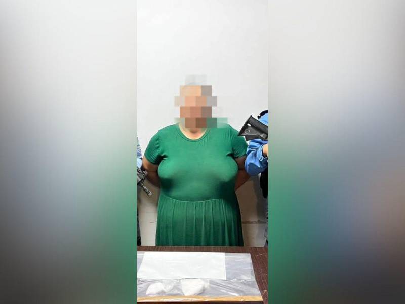 La detenida es una mujer de 65 años. Según la Policía, usaba la pulpería como fachada para encubrir sus actividades ilícitas