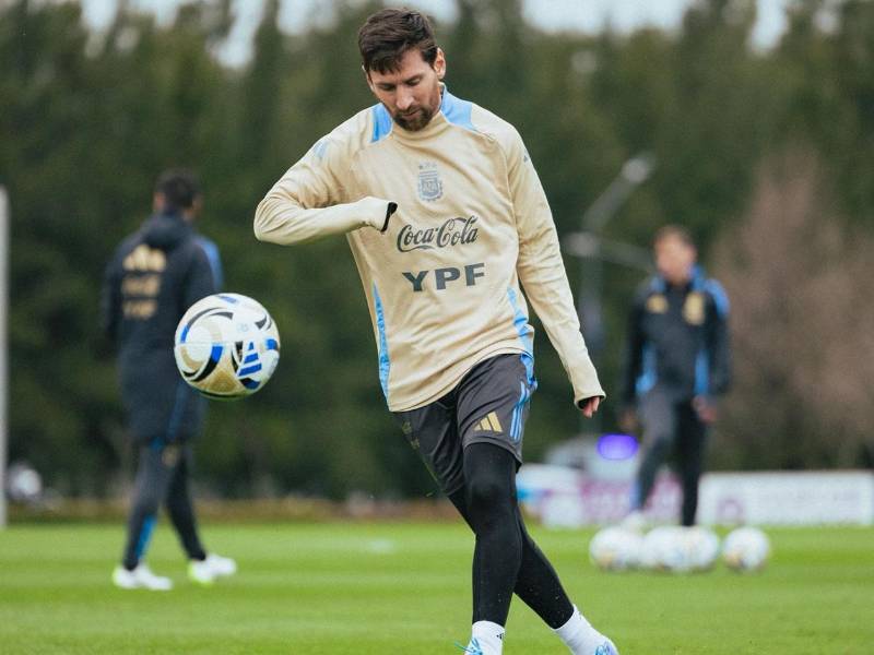 Messi se ha preparado en el predio de la AFA de cara al partido contra Venezuela.