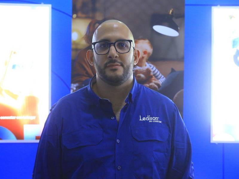 Ian Qubain, gerente general de Ledison, comparte la visión de la empresa en Expoconstruye 2025: calidad, innovación y compromiso con el desarrollo de Honduras.