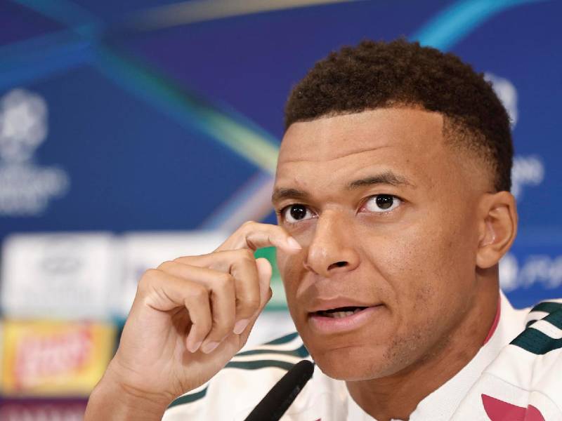 Mbappé estuvo en conferencia de prensa previo al debut del Real Madrid en Champions League.