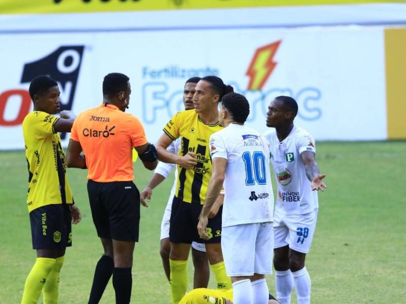 Real España y Platense se enfrentan en el estadio Morazán por la jornada 20.