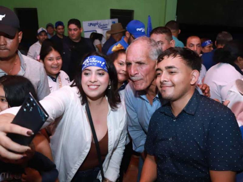 La juventud nacionalista se unió a la actividad del fin de semana.