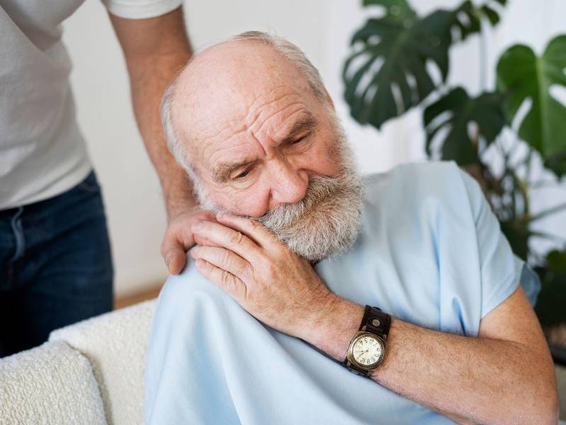 Las crisis epilépticas suelen durar entre unos segundos y pocos minutos. Si se prolongan durante más de cinco minutos, se consideran una urgencia médica y es necesario avisar a los servicios de emergencia.