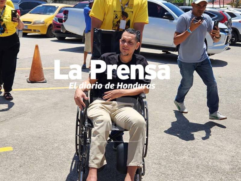 Luis Mejía estremeció a los presentes del Aurelio Fest26 tras relatar el accidente donde murió su esposa.