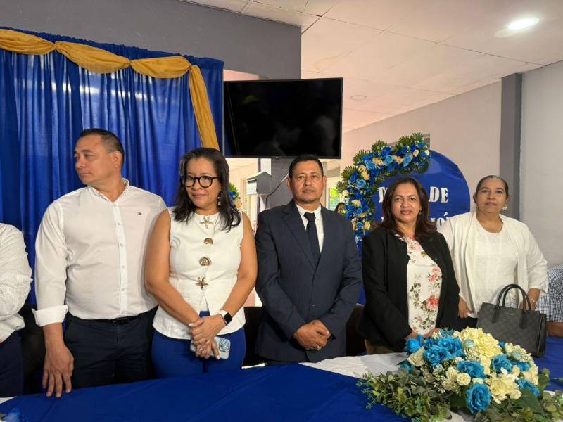 Nuevas autoridades asumen la dirección departamental de Educación en Cortés.