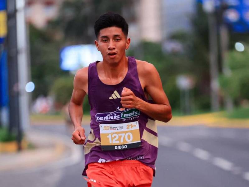 El campeón guatemalteco firmó una actuación dominante en la edición de oro de la Maratón LA PRENSA-Gatorade.