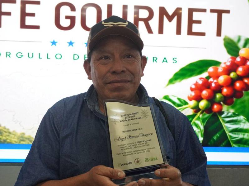 Ángel Ramos Vásquez, ganador del primer lugar del Café Gourmet 2026.