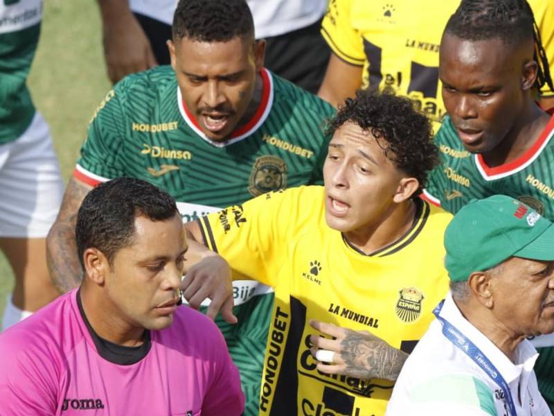 Nixon Cruz venía de ser expulsado en el clásico ante Olimpia y hoy contra Marathón una vez más dejó al Real España con diez.