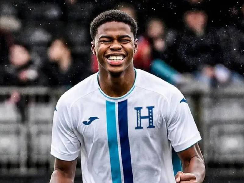 Keyrol Figueroa milita en las categorías menores del Liverpool.